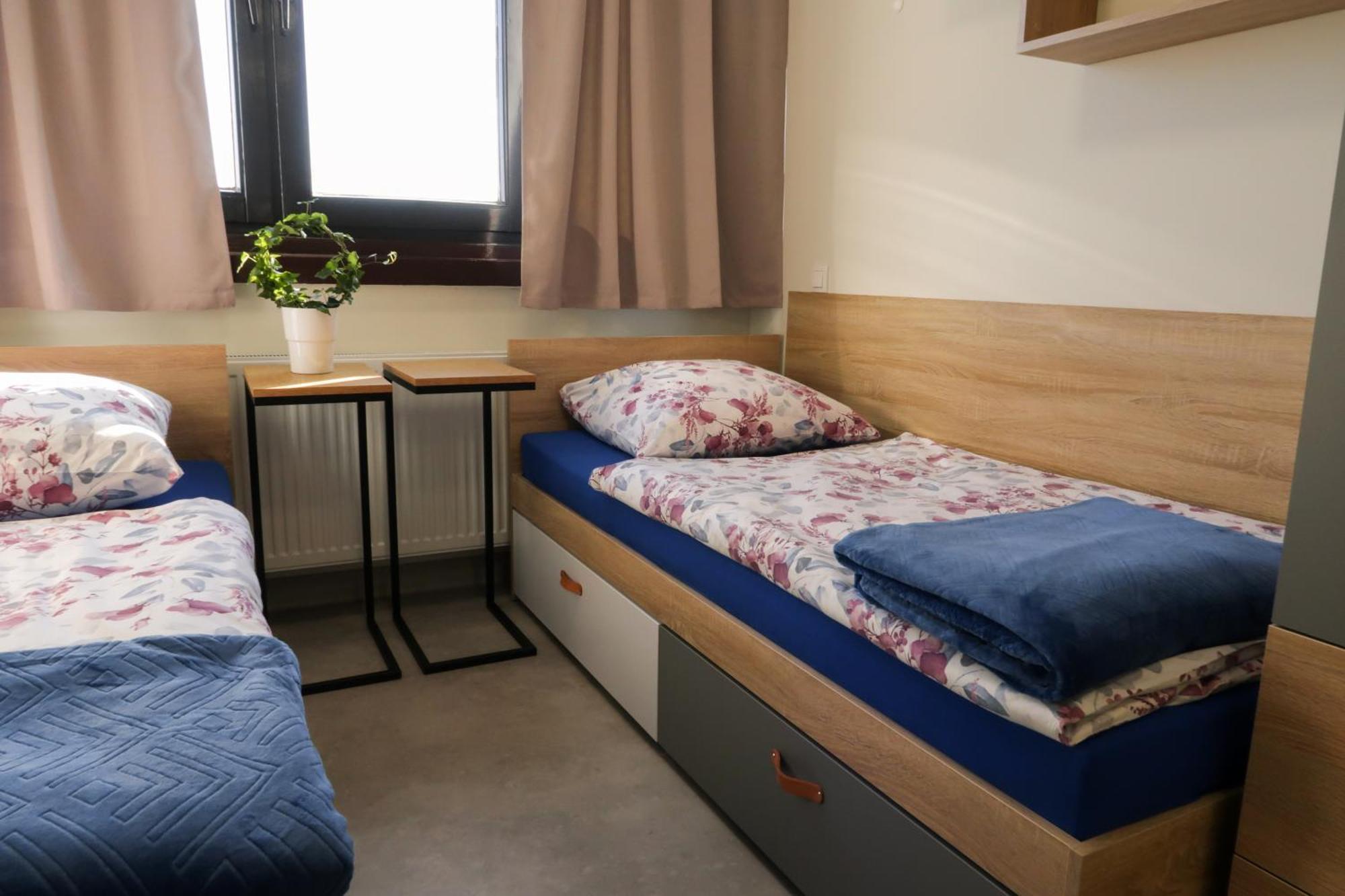 Dom Studencki Arka Hostel Wroclaw Exterior photo